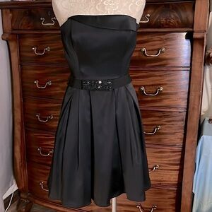 WHBM strapless little black dress- size 4, detachable belt, lined w/ pockets